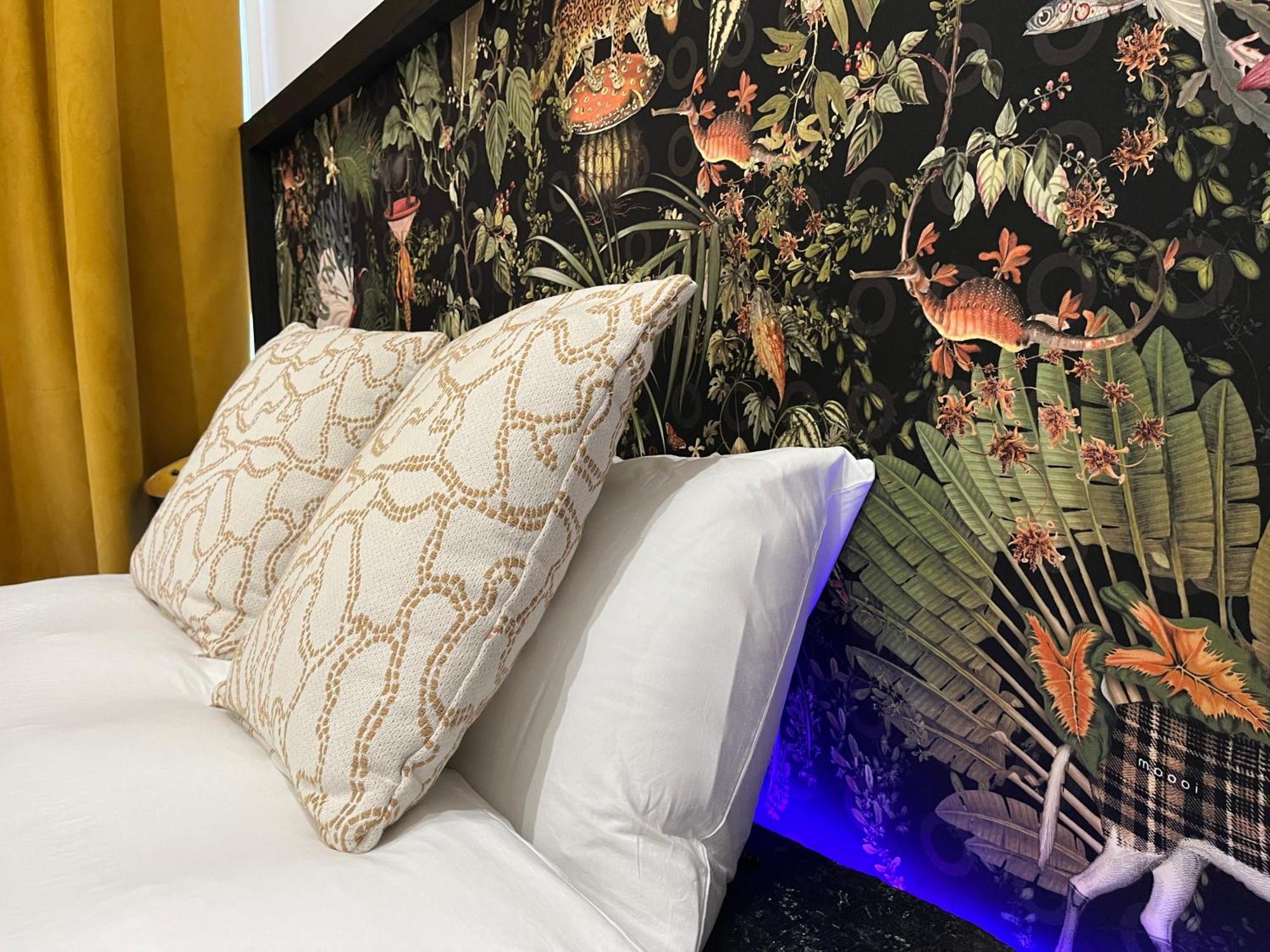 White Castle - Charleroi Airport Bed & Breakfast エクステリア 写真