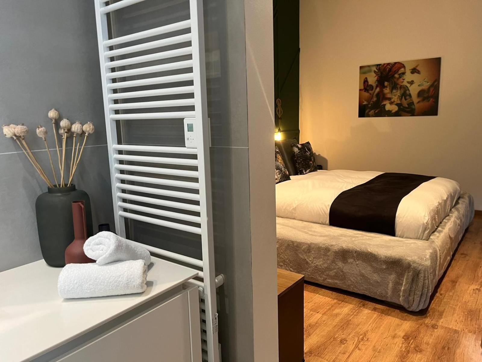 White Castle - Charleroi Airport Bed & Breakfast 部屋 写真